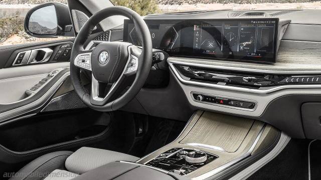 Interior detail of the BMW X7