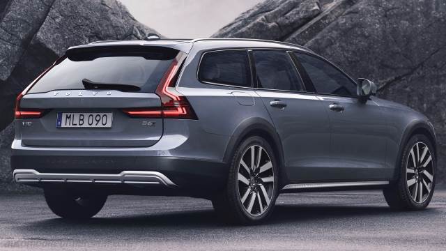 Exterior of the Volvo V90 Cross Country