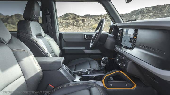 Ford Bronco 2023 interior
