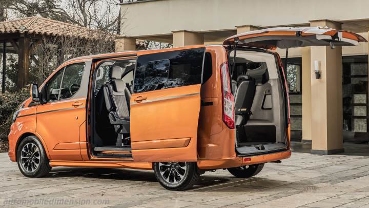 Ford Tourneo Custom L1 2018 boot space