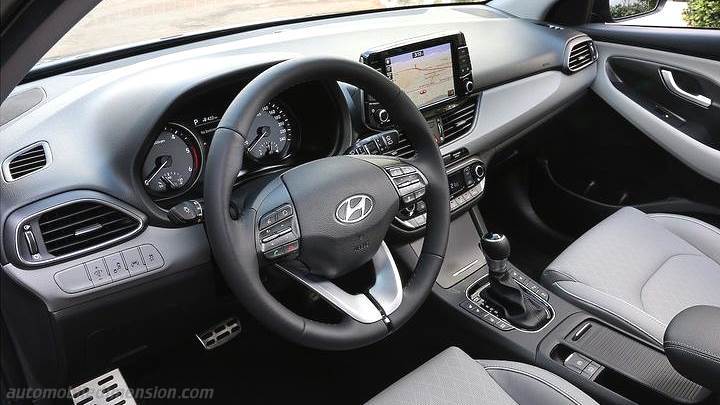 Hyundai i30 2017 dashboard
