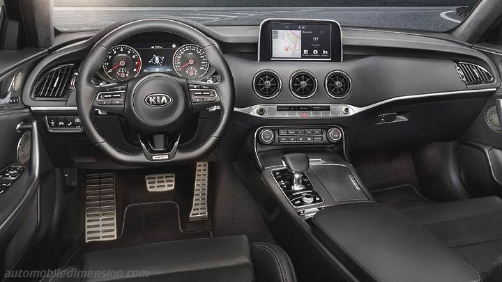 Kia Stinger 2018 dashboard