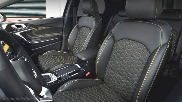 Kia XCeed 2020 interior