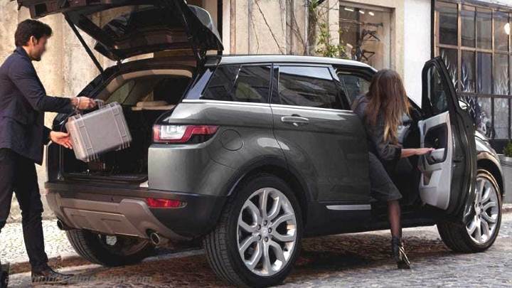 Land-Rover Range Rover Evoque 2015 boot space