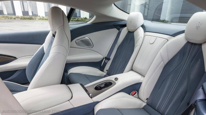 Maserati GranTurismo 2023 interior