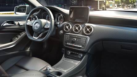 Mercedes-Benz A 2016 dashboard