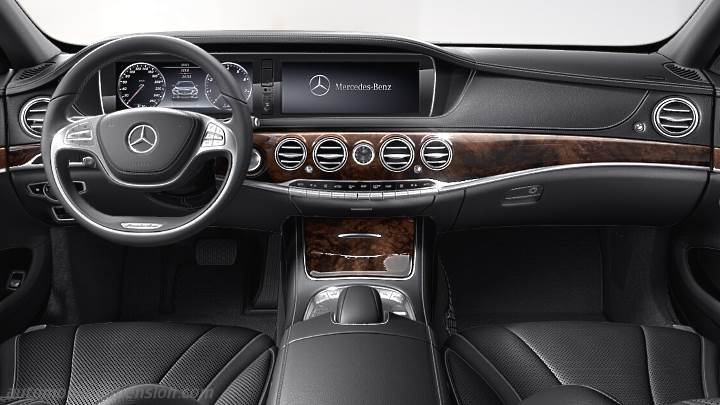 Mercedes-Benz S 2013 dashboard