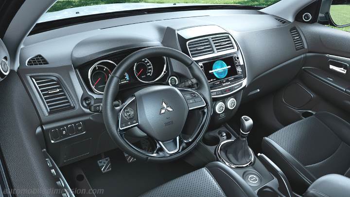 Mitsubishi ASX 2017 dashboard