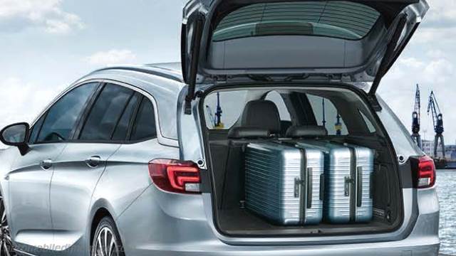 Opel Astra Sports Tourer 2016 boot space