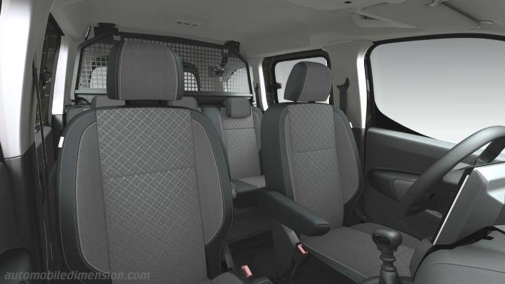 Opel Combo XL 2024 interior
