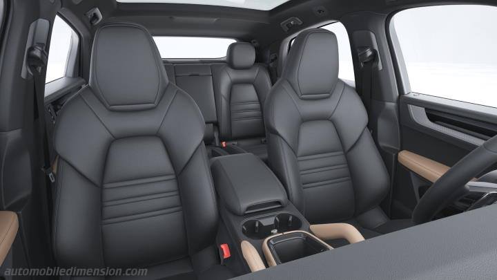 Porsche Cayenne Coupé 2024 interior