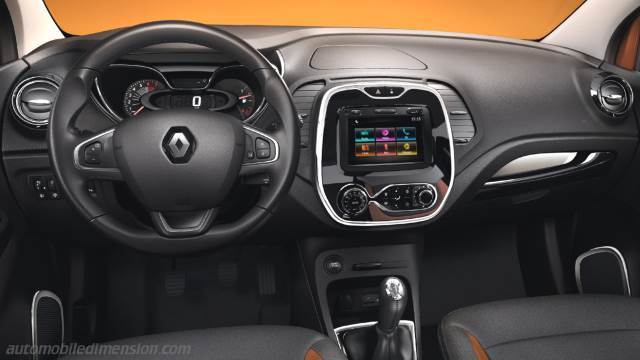 Renault Captur 2013 dashboard