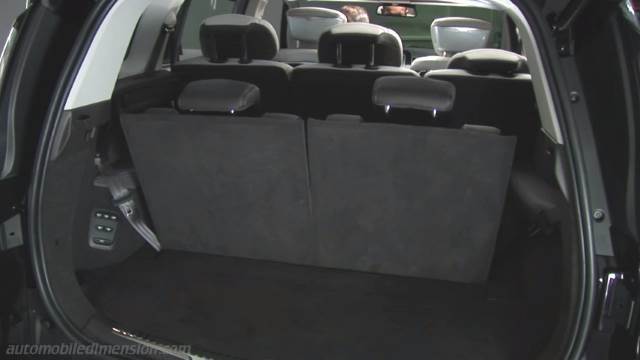 Renault Espace 2015 boot space