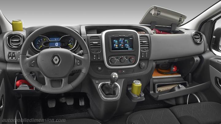 Renault Trafic Combi 2015 dashboard