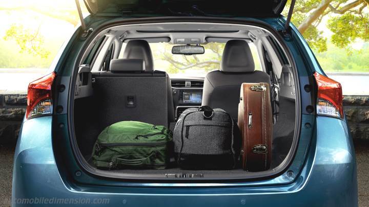 Toyota Auris Touring Sports 2015 boot space