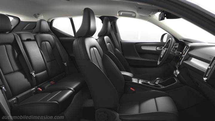 Volvo XC40 2018 interior