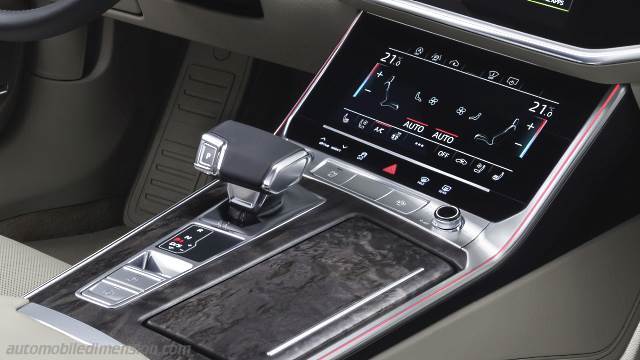 Interior detail of the Audi A6 Avant