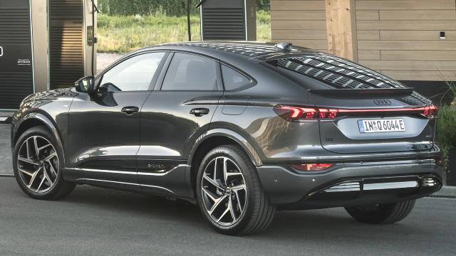 Exterior of the Audi Q6 Sportback e-tron