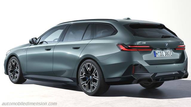 Exterieur van de BMW i5 Touring
