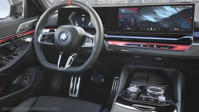 Interior detail of the BMW 5