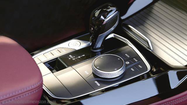 Interior detail of the BMW X4