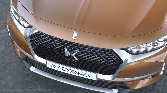 Exteriör av DS DS7 Crossback