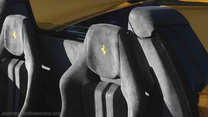 Interieur detail van de Ferrari 488 Pista Spider