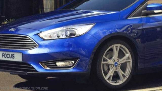 Ford Focus 2015 Dimensions Boot Space And Interior