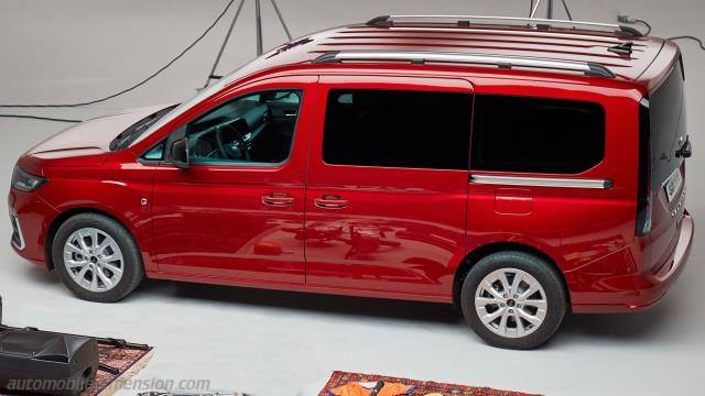 Exterior of the Ford Grand Tourneo Connect