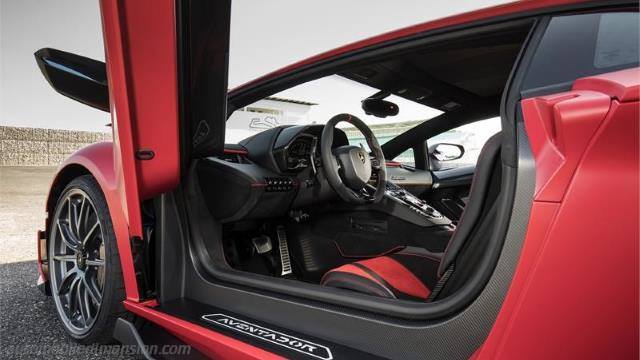 Interior detail of the Lamborghini Aventador SVJ