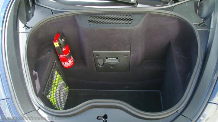 Interior detail of the McLaren GT