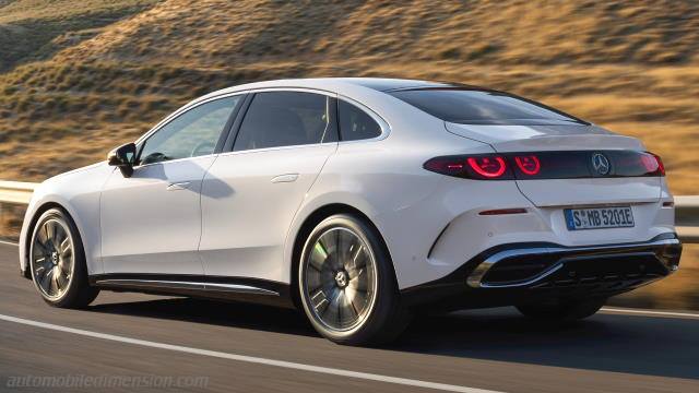 Esterno della Mercedes-Benz C electric