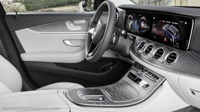 Interieur detail van de Mercedes-Benz E All-Terrain
