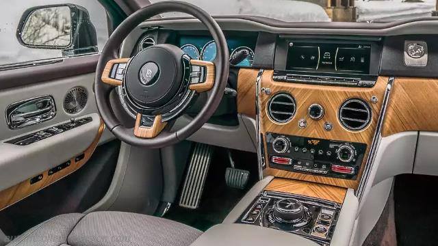 Interior detail of the Rolls-Royce Cullinan