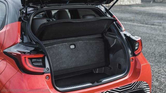 Toyota Yaris Dimensions And Boot Space Hybrid And Thermal