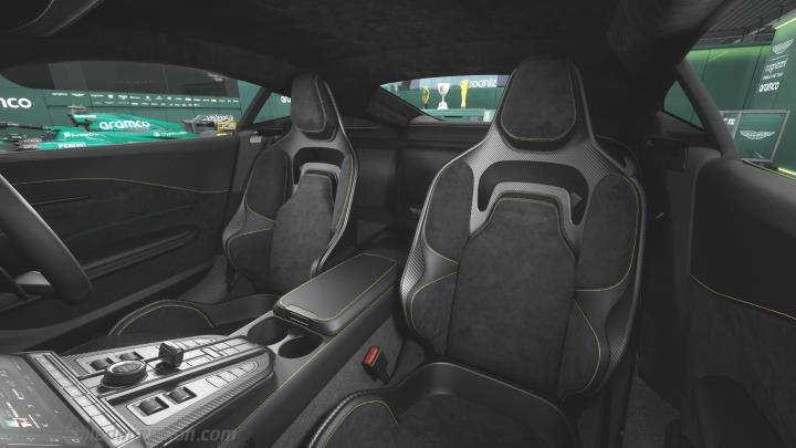 Aston-Martin Vantage 2024 interior