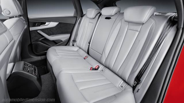 Interni Audi A4 Avant 2016