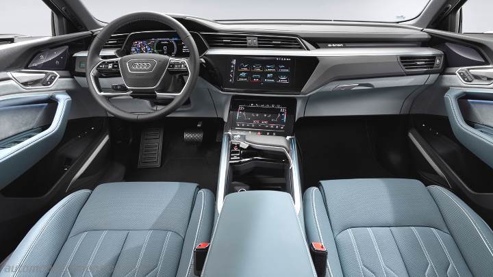 Audi e-tron Sportback 2020 dashboard