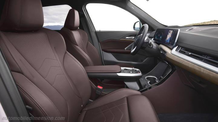 BMW iX1 2023 interior