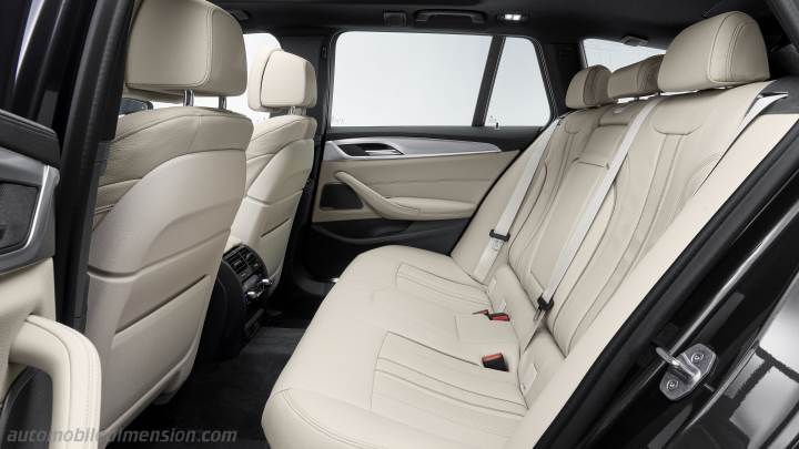 BMW 5 Touring 2020 interieur