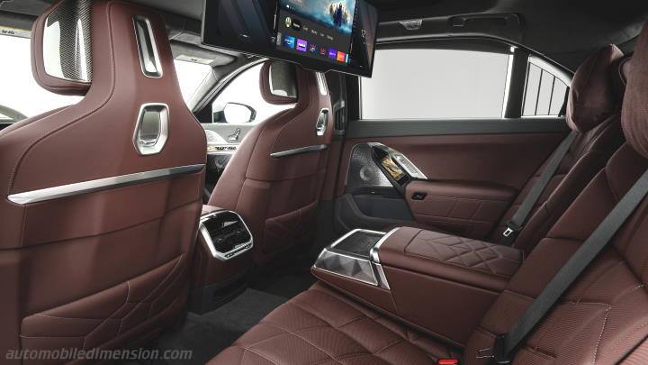BMW 7 2023 interior