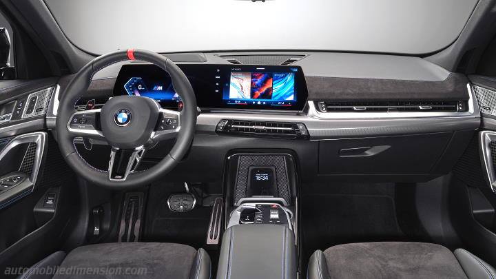 BMW X2 2024 dashboard