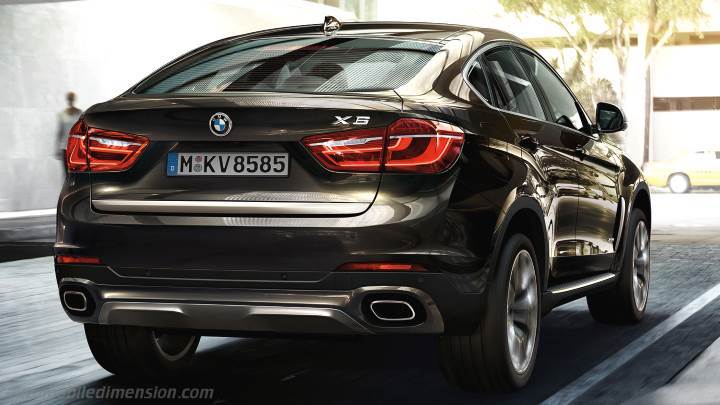 BMW X6 2015 boot space