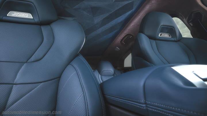 BMW XM 2023 interior