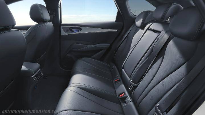 BYD Seal 6 Touring 2025 interior