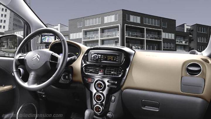 Citroen C-Zero 2010 instrumentbräda