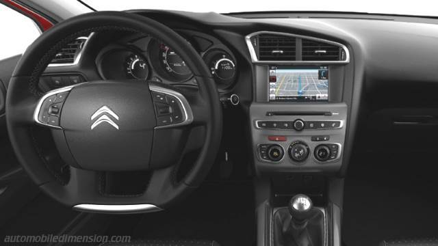 Citroen C4 2015 dashboard