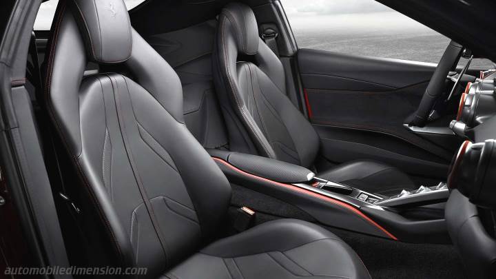 Ferrari 812 Superfast 2017 interieur