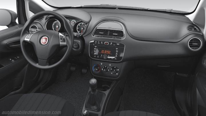 fiat punto 2018 interni