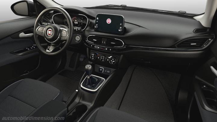 Fiat Tipo 5-door 2021 dashboard